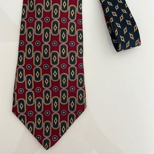 NWOT 100% Silk Tommy Hilfiger Tie Printed in Italy 60” Long (tall)
